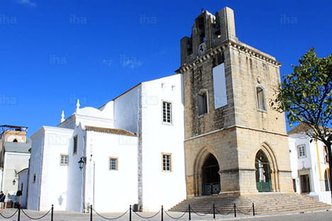 Quarteira Church- perfectalgarvetransfers.com - Perfect Algarve Transfers